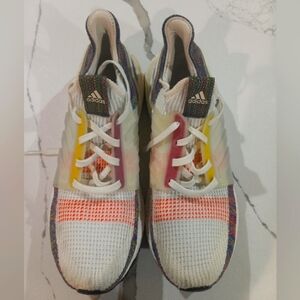 Adidas Ultraboost 2019 (Pride)